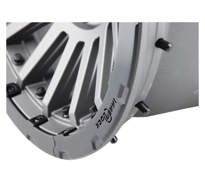 Chevrolet Silverado 1500 Brake Kit - Rear - R1 Concepts - Drill & Slot Carbon Coated Rotors + Off-Road/Tow Pads - `21-`25